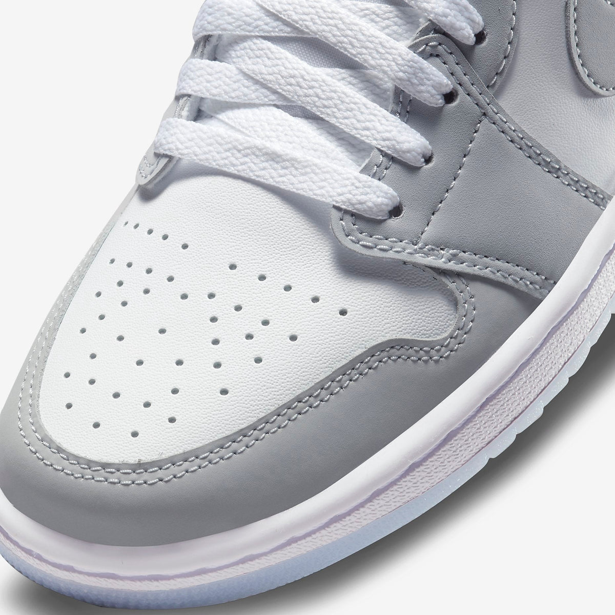 Women's Jordan 1 Low White/Wolf Grey-Aluminum (DC0774 105) - 6.5