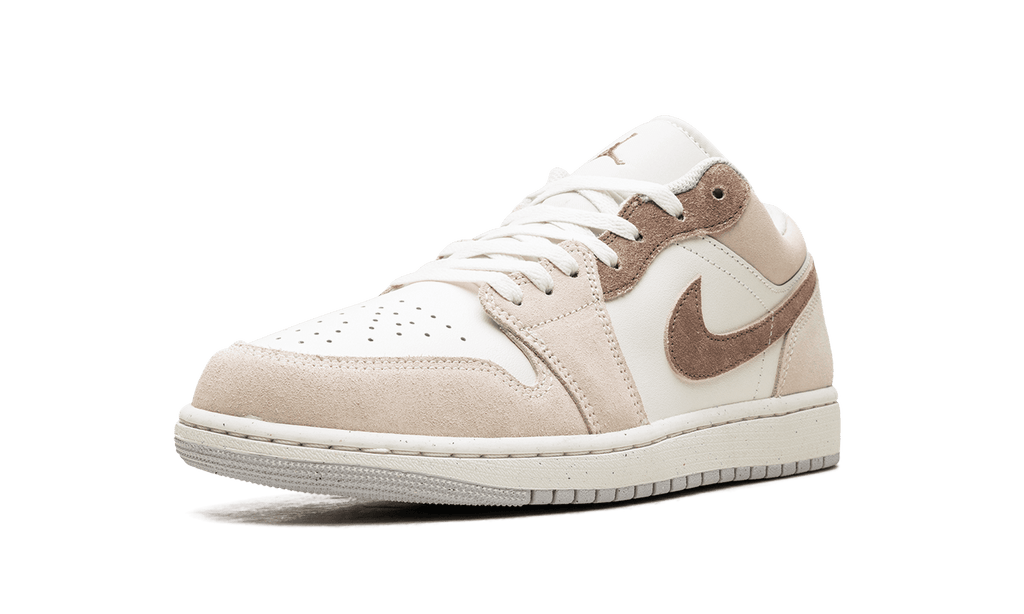 Jordan MENS Air Jordan 1 Low "Light Brown" HF1567 200 from Stadium Goods
