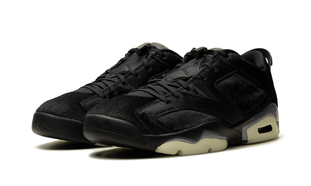 JORDAN WOMENS Air Jordan 6 Womens "Blackout" IO9786 001 IO9786 001 from Stadium Goods