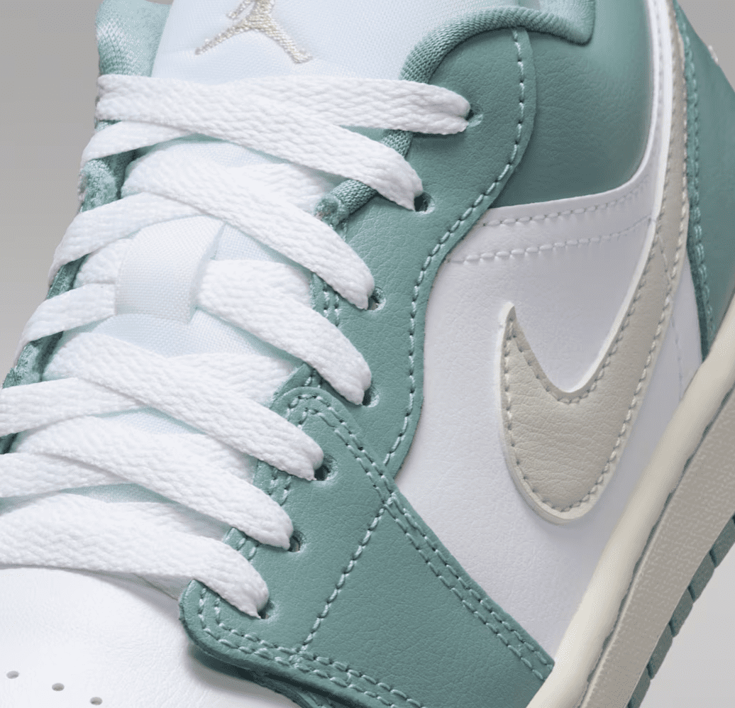 AIR JORDAN 1 Low Women's Green DC0774-138 Size 6
