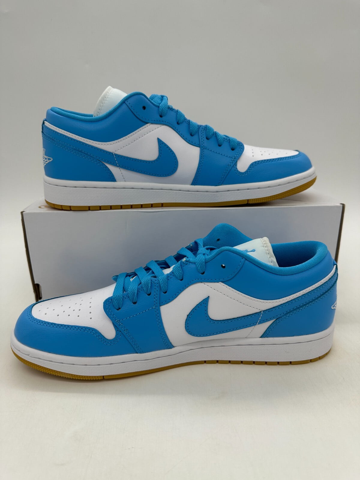 Women's Jordan 1 Low White/DK Powder Blue (DC0774 104) - 7.5