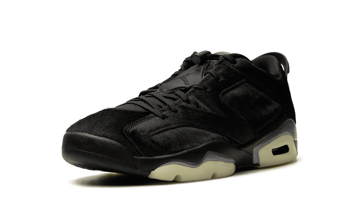 JORDAN WOMENS Air Jordan 6 Womens "Blackout" IO9786 001 IO9786 001 from Stadium Goods